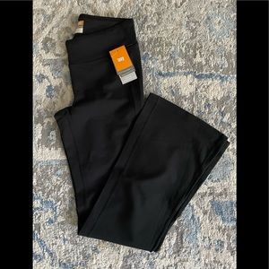 NWT LUCY PERFECT CORE PANT SIZE MEDIUM